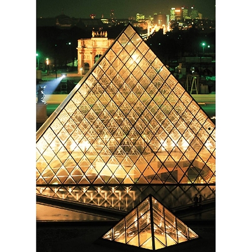 Pyramide du musée du louvre (nuit)