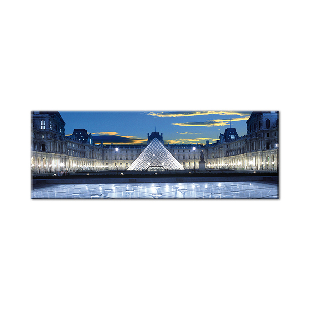 Magnet Lescourret - The Louvre Museum and Pyramid