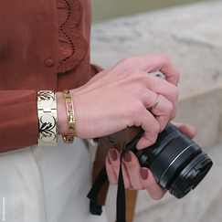 Bracelet jonc avec fermoir Roses - Château de Versailles