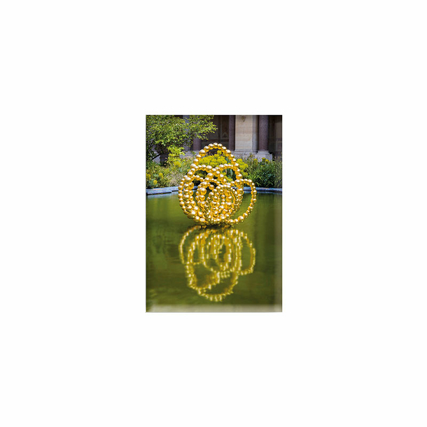 Magnet Jean-Michel Othoniel - Gold Lotus, 2019 (in situ, close-up view)