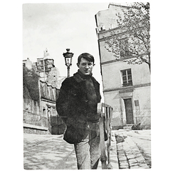 Postcard Picasso - Portrait of Pablo Picasso at Montmartre, Place de Ravignan