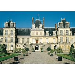 Postcard Palace of Fontainebleau - Horseshoe-shaped Stairs