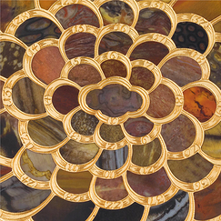 Carte postale carrée "Tabatière ovale à mosaïque de pierres dures à jour (détail)"