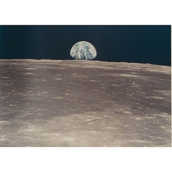 Postcard "Earth rising Aldrin"