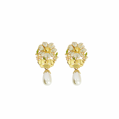 Earrings Galerie des modes Daisy and pearl